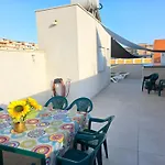 Arthouse Huelin 200 M From Beach
