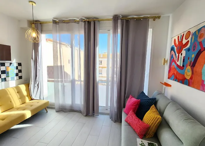 Arthouse Huelin 200 M From Beach