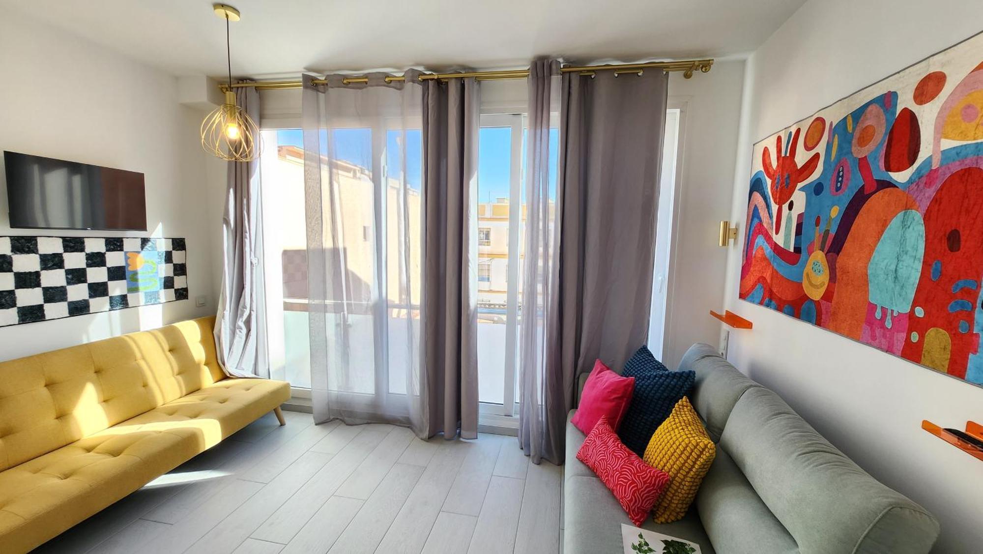 Arthouse Huelin 200 M From
