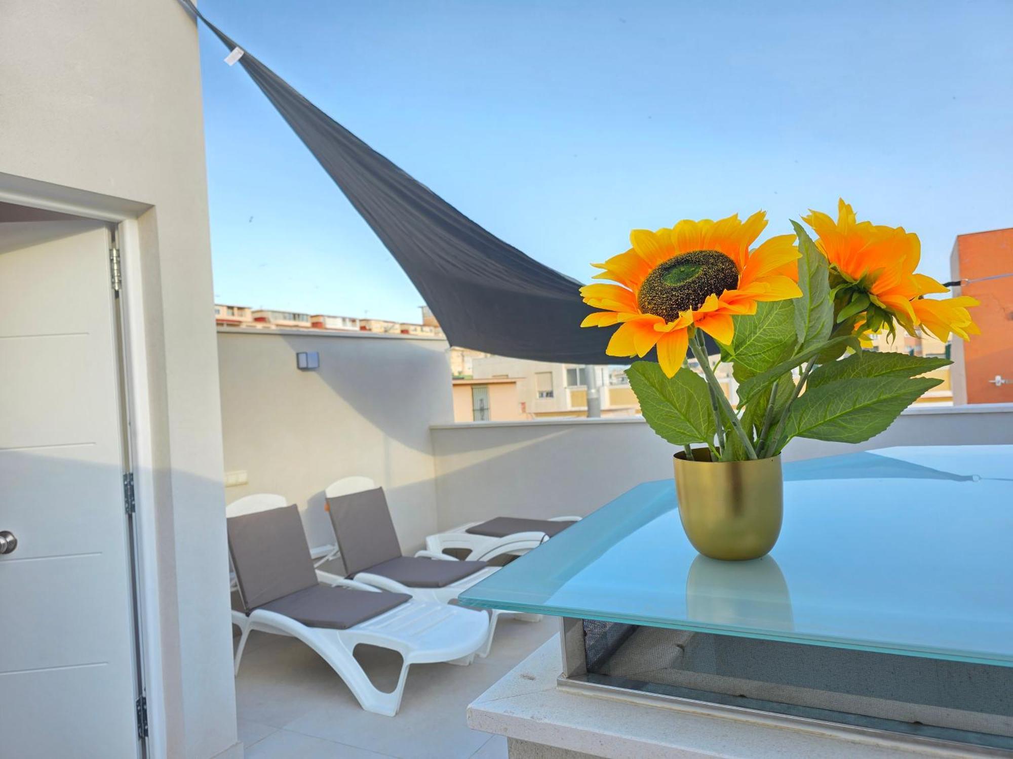 Ferienhaus Arthouse Huelin 200 M From